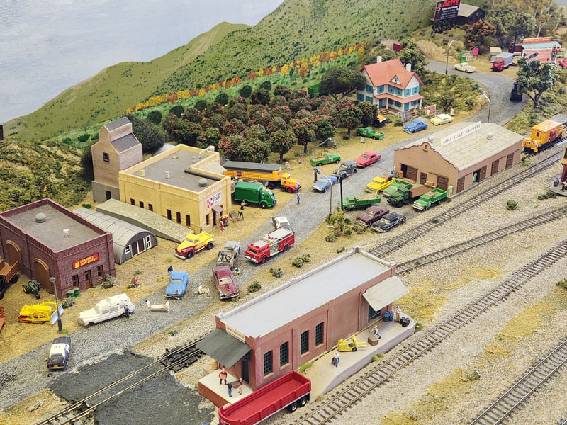New Mexico Railrunners layout photo