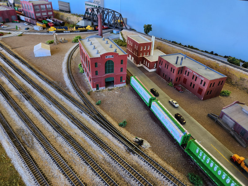 New Mexico Railrunners layout photo