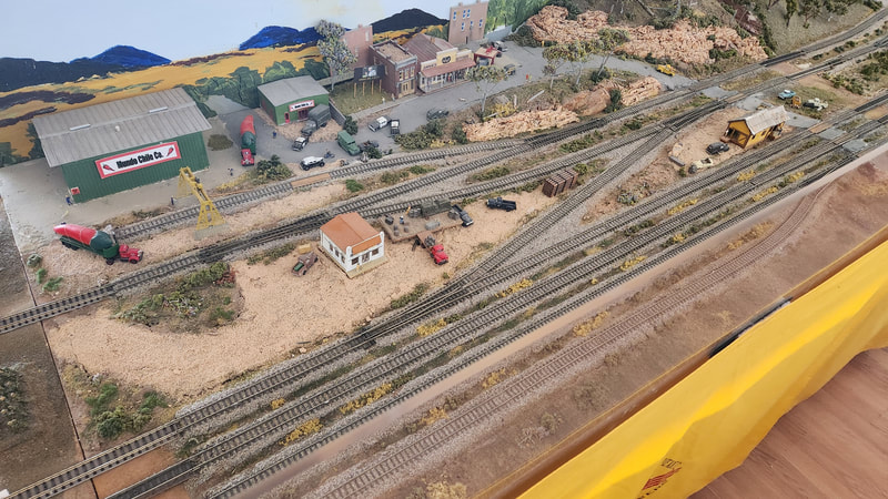 New Mexico Railrunners layout photo