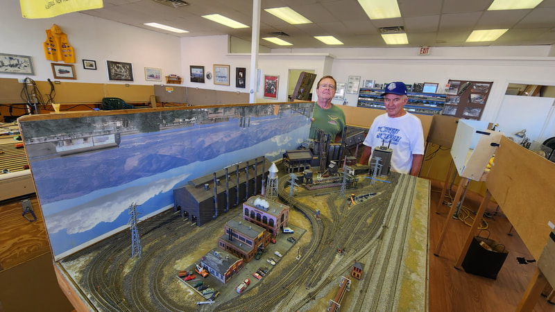 New Mexico Railrunners layout photo