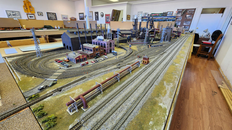 New Mexico Railrunners layout photo